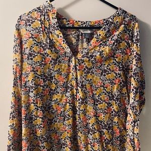 Old Navy shirt size L